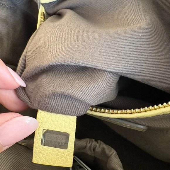 Chloé Butter Yellow (Chloé calls it “Sunlight”) large Marcie w/crossbody strap. - Picture 9 of 10